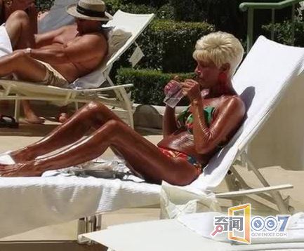 最近流行的“美黑”,一不小心会黑的很惨