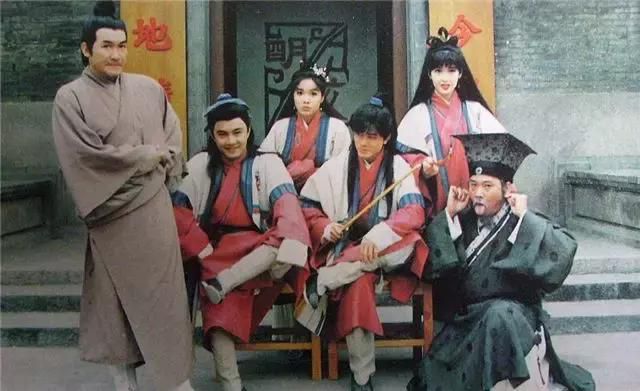 盘点八大搞笑古装港片，张国荣上榜3部，《东成西就》评价最高