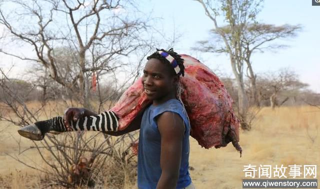 非洲最后一个原始部落，他们还是原始的生育繁衍的方式