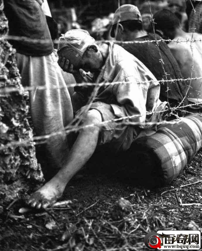 疯狂日军被美军俘虏后
