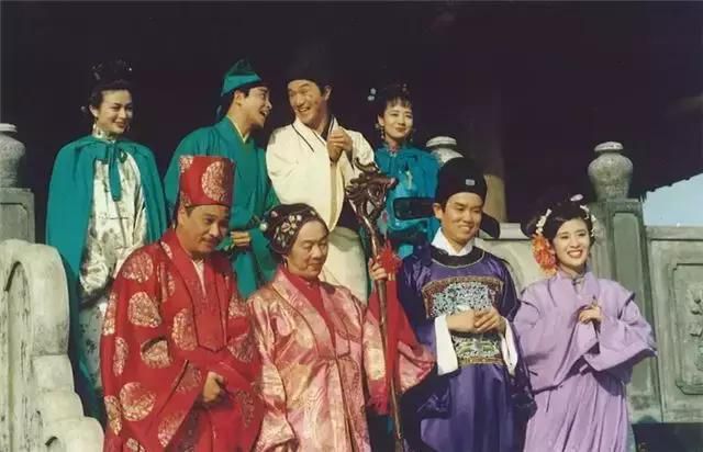 盘点八大搞笑古装港片，张国荣上榜3部，《东成西就》评价最高