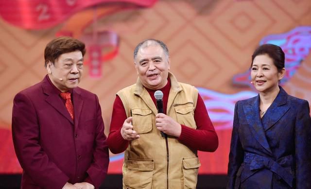倪萍退出央视春晚背后有一段辛酸往事，“我一直活得像个战士”