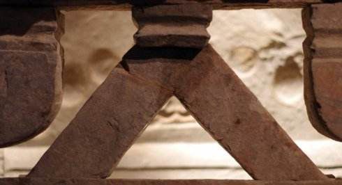 大同宋绍祖墓出土石椁,上面刻着十五个字,泄露了它的造价之谜