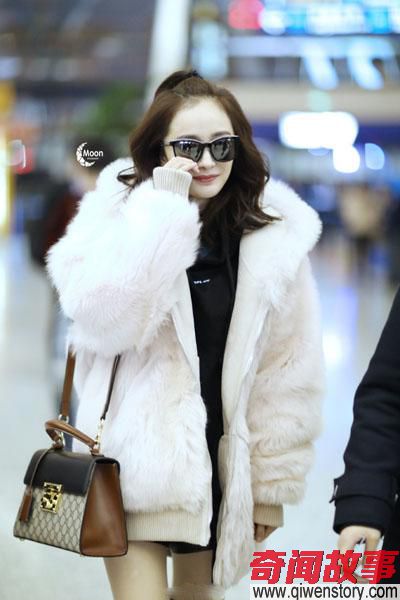 杨幂冬天穿成这样，网友喊话刘恺威去给杨幂买秋裤_0