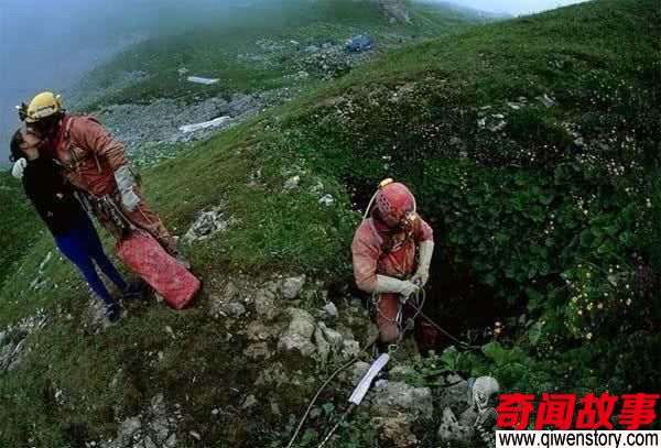 世界上最深的洞穴到底有多深-这真的是一个谜。探寻世界上最深的洞穴到底有多深