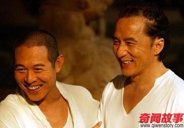 63岁成龙和李连杰用生命拍戏，加起来片酬不敌她一部电视剧的收入_0