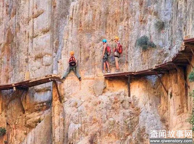 最危险栈道曾因探险者丧命而关闭，门票高得惊人