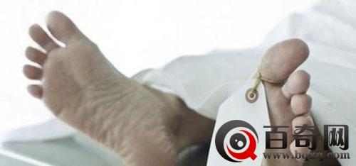 村民挖到400年古墓 打开后彻底疯狂