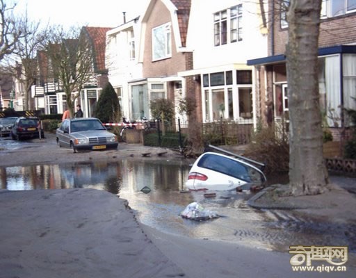 意想不到的车祸现场，诡异