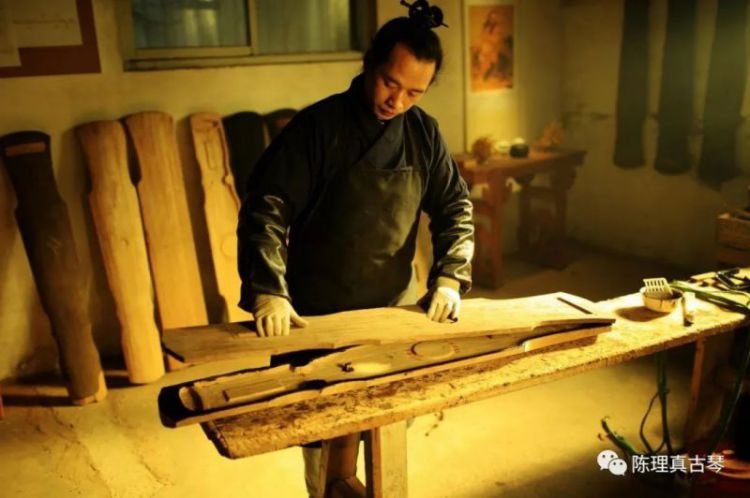 漫谈古琴-人养琴，琴亦养人