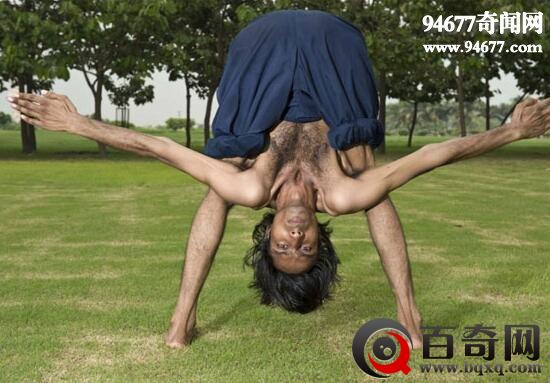 真实存在的橡胶人，能把自己塞进微波炉(身高1.7米)