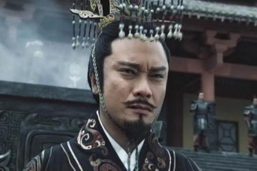 为何秦始皇九年就一统河山,曹操临死之前还是三国鼎立-