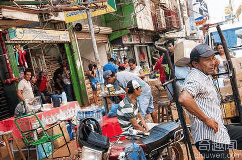 南美洲一国家规定一夫多妻，不娶就要抓去坐牢！