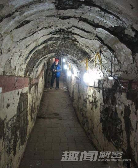 唐朝画家韩滉父母墓的壁画：将改写绘画史