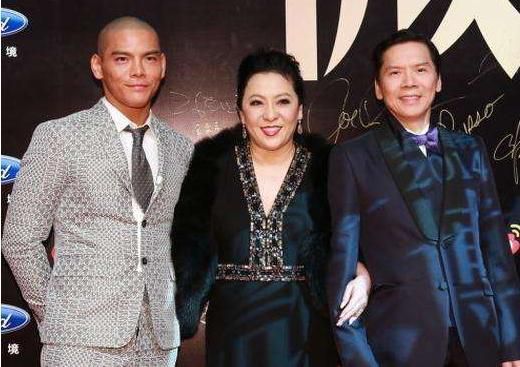 向佐能追到颜值人气比他高的郭碧婷，强势向太两大助攻是成功关键