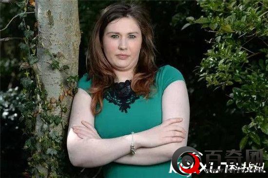 为了帮女儿出头 老妈抢走女儿的男友