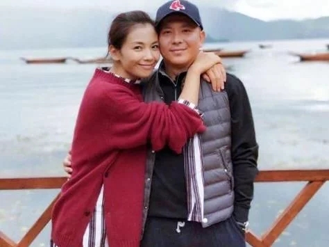 刘涛好媳妇形象是假的？王珂酒后吐真言，刘涛帮助丈夫另有原因？