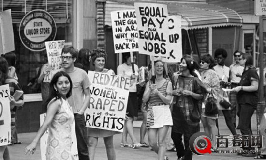 31张照片告诉你：女人如何改变世界