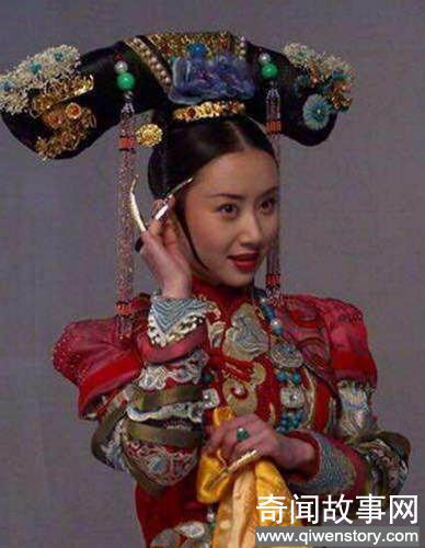 古装剧中清宫旗头造型盘点 赵丽颖清新温婉