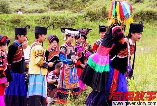 揭秘：彝族淳朴的婚俗
