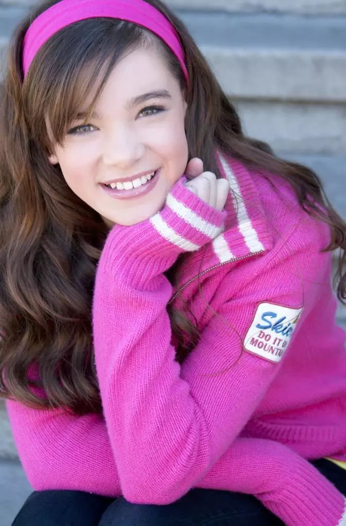 海莉·斯坦菲尔德：被“大黄蜂”宠爱的酷女孩