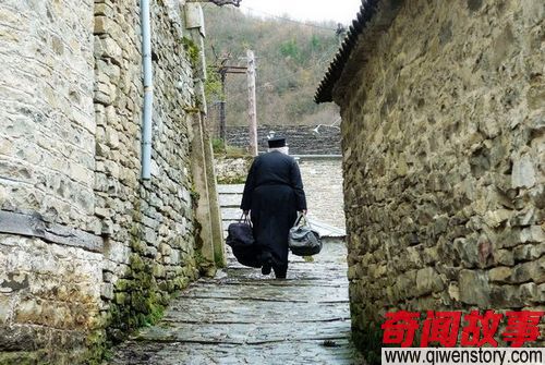 最酷的旅游目的地 你所不知道的希腊男人国!