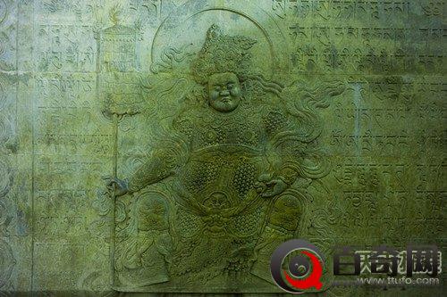 揭秘乾隆陵墓神秘女尸 为何尸身不腐面目如生