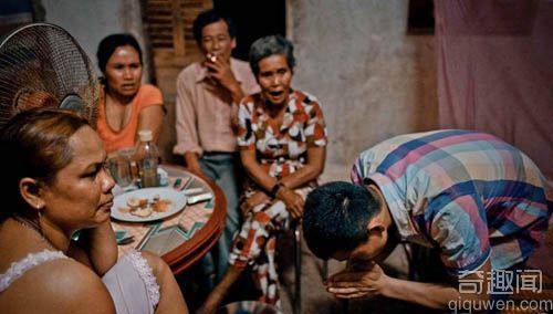 男子娶越南少女回家 洞房当晚吓懵