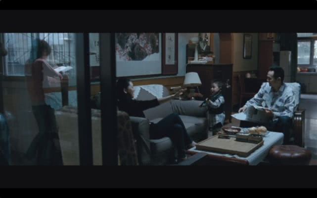 尘封五年终于上映！《狗十三》是一把刺痛中国家庭教育的匕首？