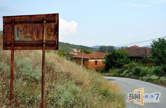 这个村庄本只有3人 他们组团来此隐居