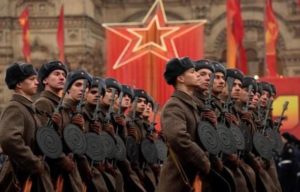 四个国家出兵占领整个日本,为何最后只剩下了美国军队?