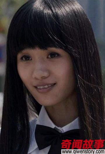 出道时被人吐槽太土，如今蜕变成功开启霸屏模式，人气比肩谭松韵_0