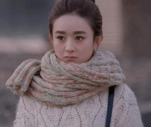 30+的赵丽颖怎么老成这样，女明星都在拼命留住的少女感渐渐消失了