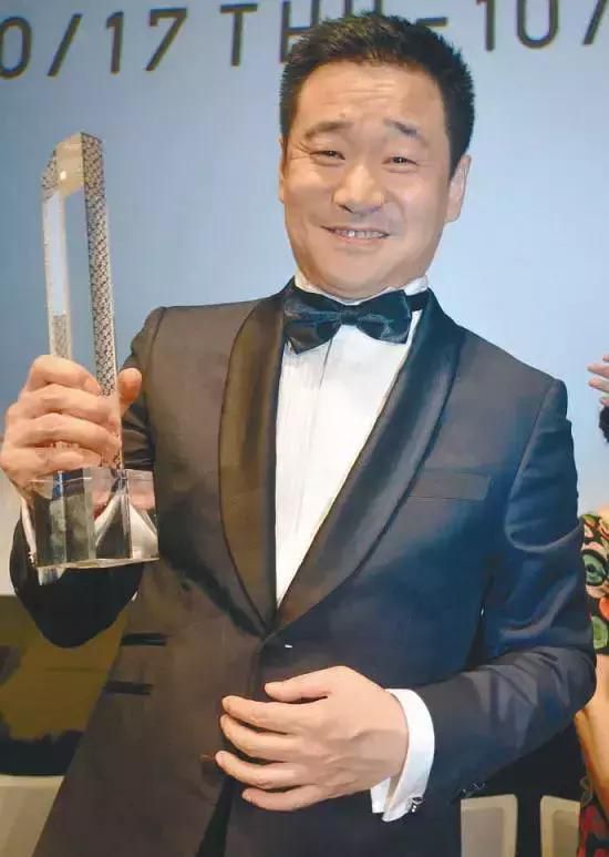 低调的他，终于创造了历史