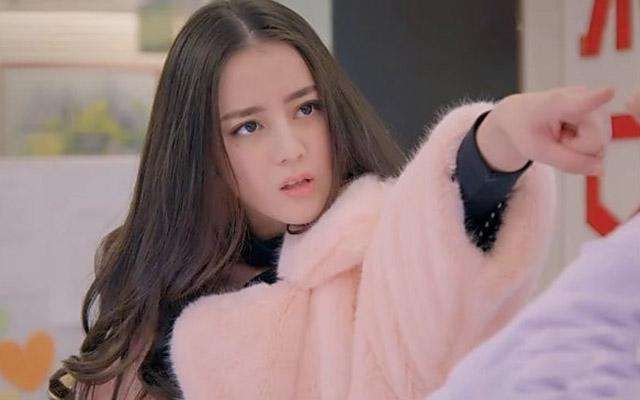 30+的赵丽颖怎么老成这样，女明星都在拼命留住的少女感渐渐消失了