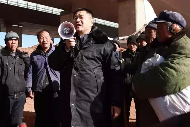 低调的他，终于创造了历史