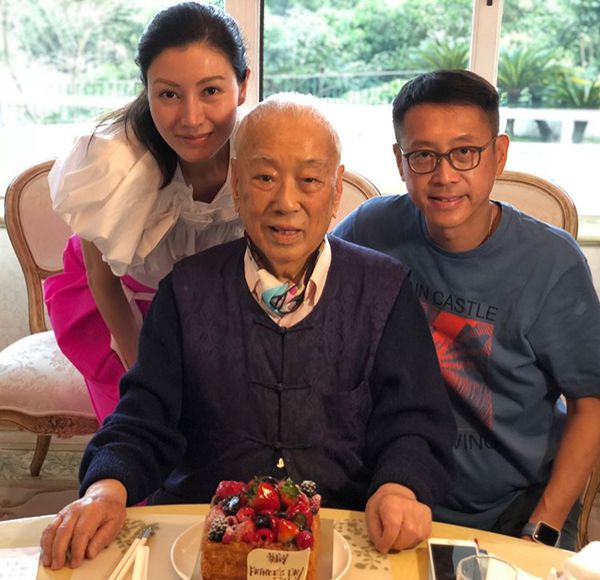 李嘉欣公公许世勋因病去世，留下百亿资产她这辈子都花不完