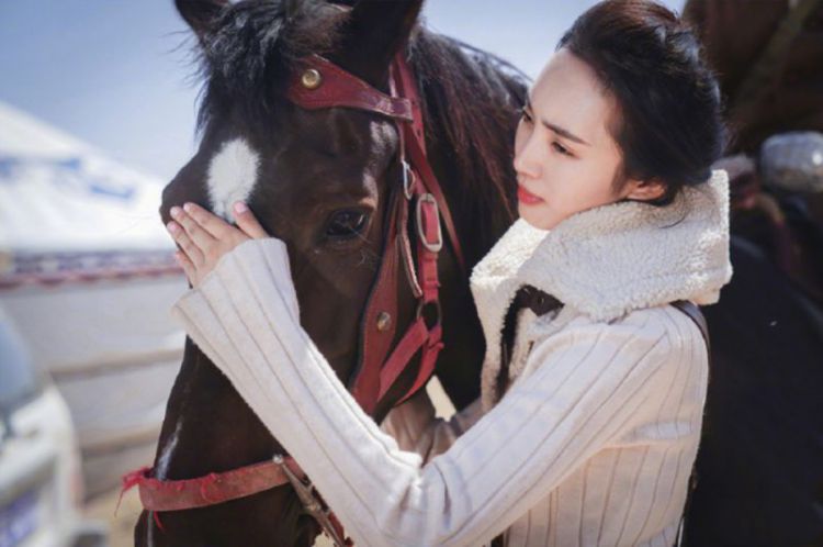 欧豪发微博喊话王紫旋，王紫璇看到了直夸自己能文能武！