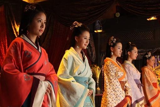 古代皇帝性接触的第一位女人会是谁-真的就是皇后吗-