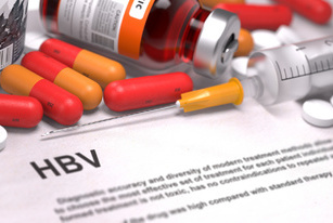 美国男子造出世界最大铅笔 重达10吨(图)