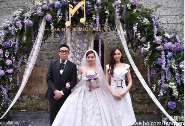 刘诗诗产子昔日仙剑姐妹杨幂唐嫣集体沉默,却都为张靓颖新歌造势