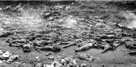 古代人这种处理战场上尸体的方法:有的残忍到让人看了饭都吃不下