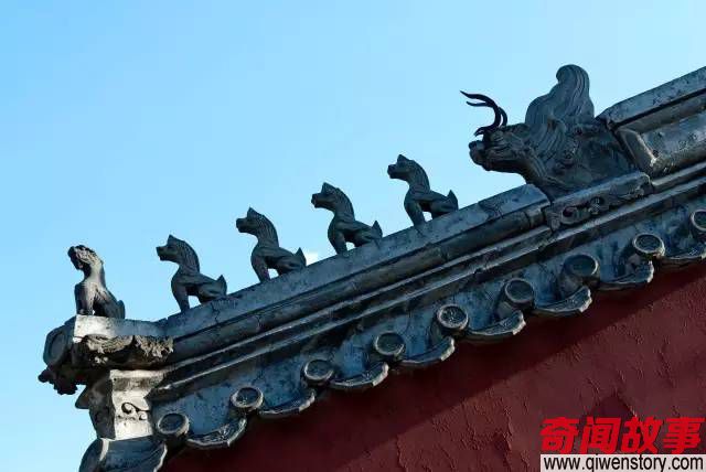 古人为什么要在屋顶上放这些小神兽-