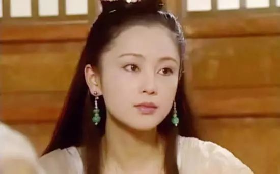 陈红嫁给陈凯歌亏大了？同是导演妻子，徐帆蒋雯丽比她美多了