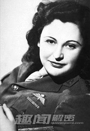 爱因斯坦情迷美女间谍玛加丽达·科涅库娃