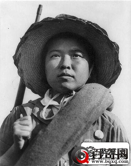 老照片：电视剧中的国军女兵与真实历史形象差距