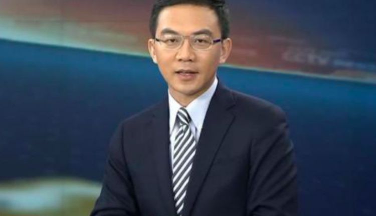 47岁郎永淳近照曝光，曾为救妻辞职央视，今发福严重老到认不出！