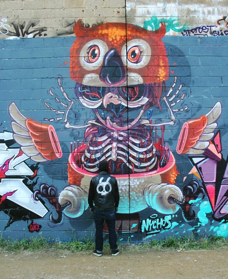 街头解剖艺术绘画 恐怖之中充满艺术气息