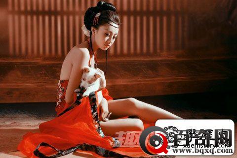 揭秘：中国古代女人为何不穿内裤？