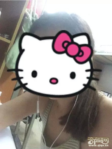 秘平胸到底能有多平？一群妹子开始自黑了...........有图有真相！！！